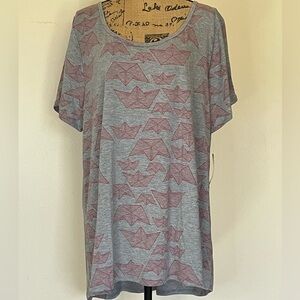 Classic T from LuLaRoe - Gray with origami print - so pretty.